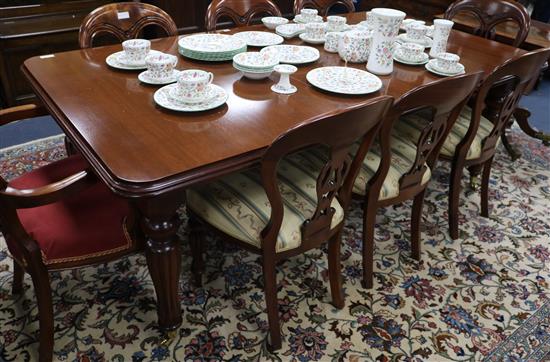 A Victorian style mahogany extending dining table W.210cm